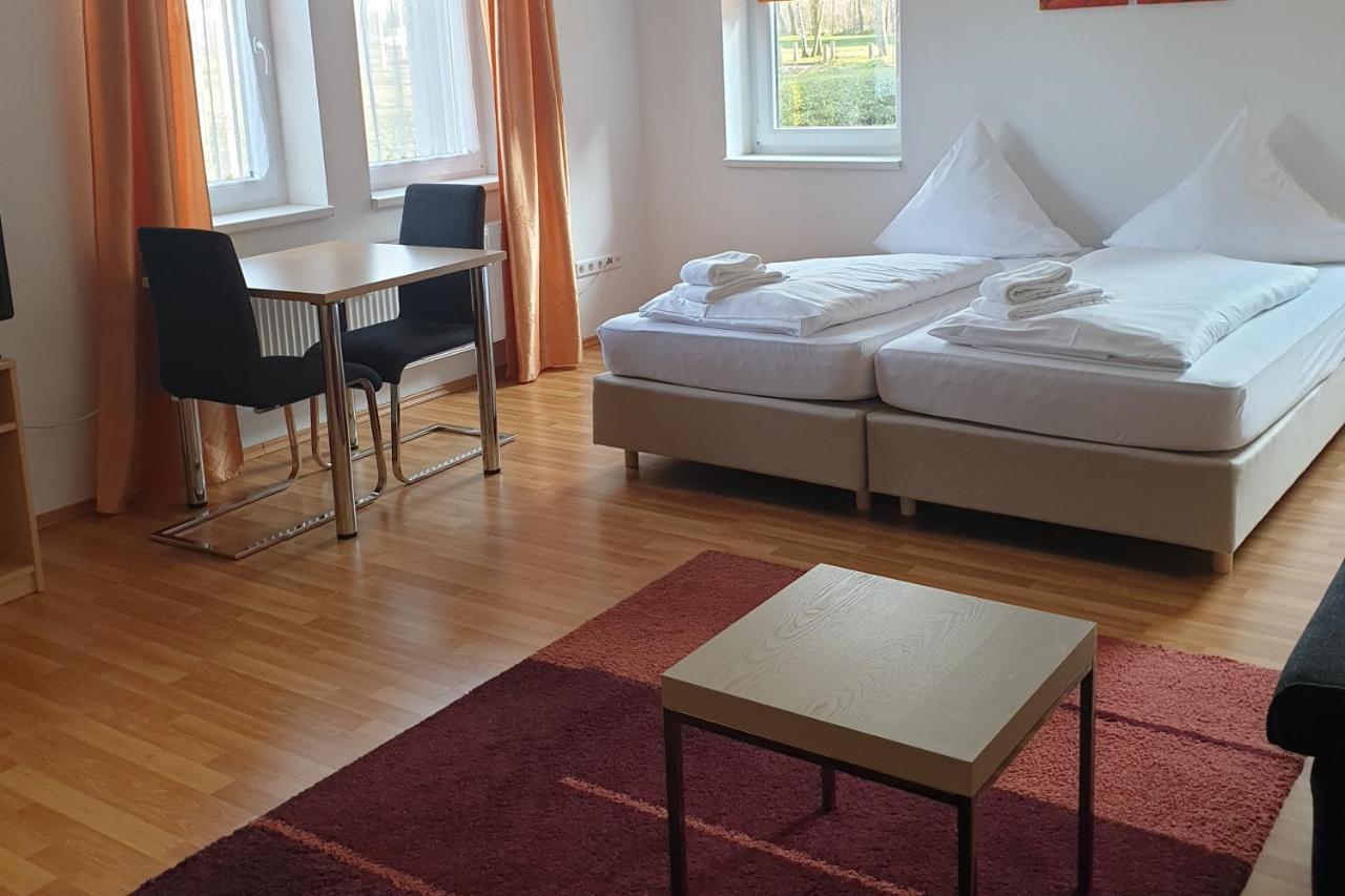 Bernsteinsee Ferienwohnungen Und Apartments Sassenburg Esterno foto